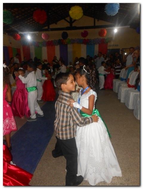 Colação de Grau da Turma do “ABC” da Escola Municipal João Amilton Ferreira - Imagem 40