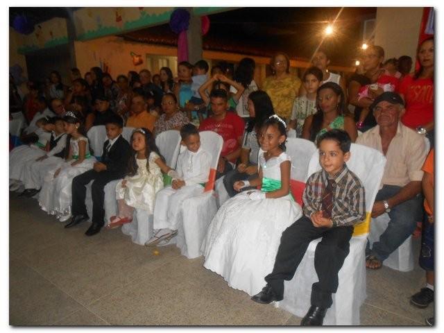 Colação de Grau da Turma do “ABC” da Escola Municipal João Amilton Ferreira - Imagem 33