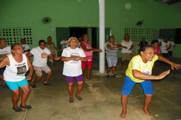 Assistência Social: Encontro Com as famílias e os usuários dos serviços de convivência dos idosos - Imagem 3