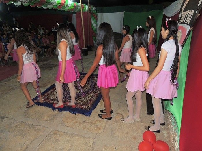 U. E. Tomaz Café realiza II Sarau Literário com a participação do público - Imagem 47