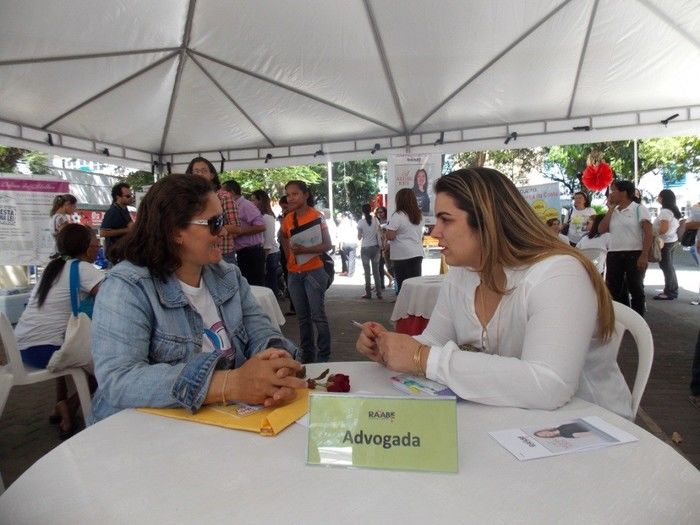 Voluntários do Projeto Neylivia Oliveira da Costa Mulher Viva participa de uma concentração em Teresina   - Imagem 38