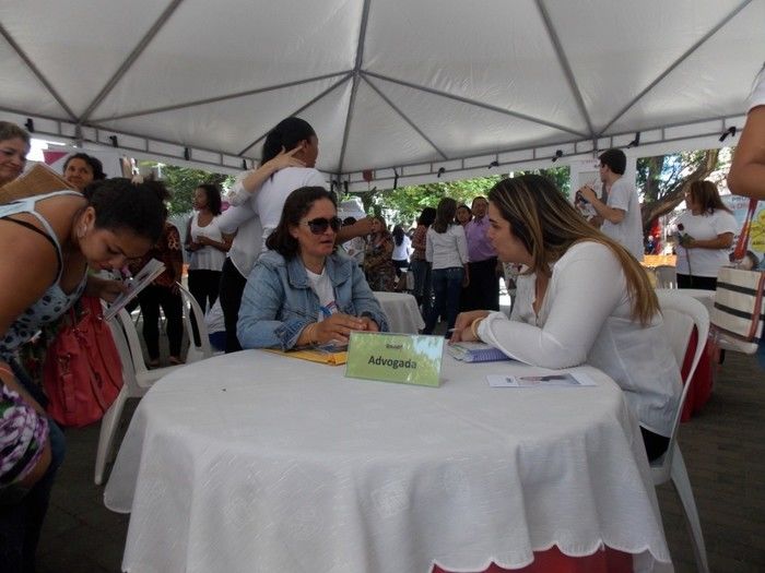 Voluntários do Projeto Neylivia Oliveira da Costa Mulher Viva participa de uma concentração em Teresina   - Imagem 36