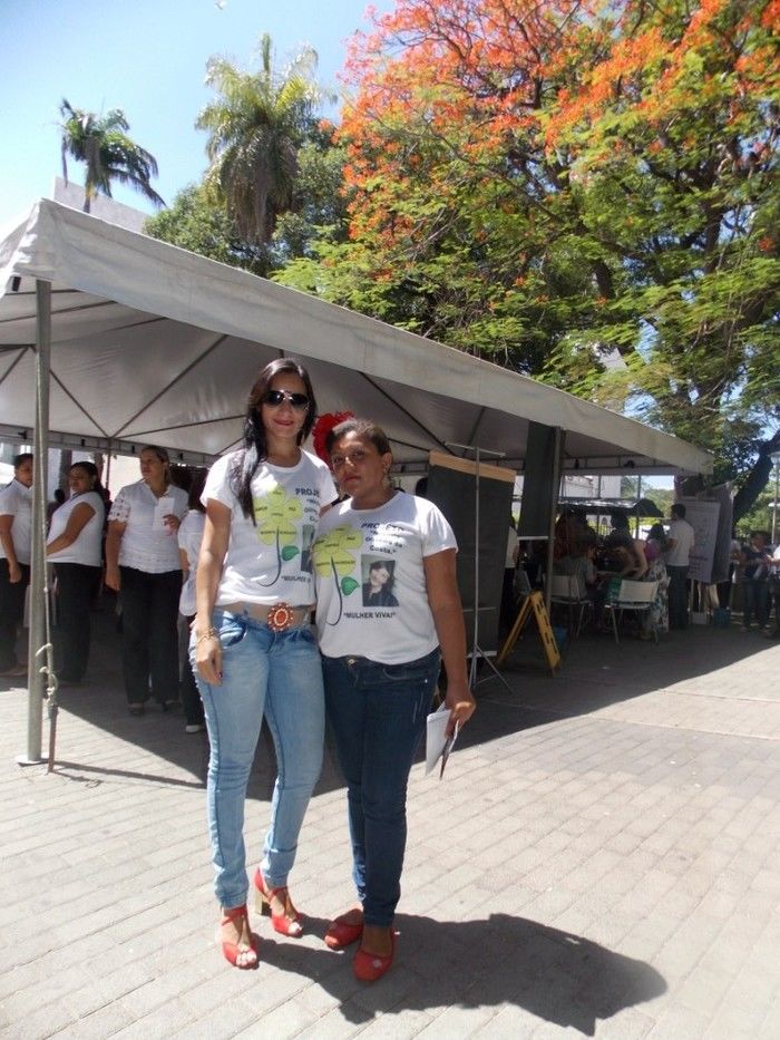 Voluntários do Projeto Neylivia Oliveira da Costa Mulher Viva participa de uma concentração em Teresina   - Imagem 50