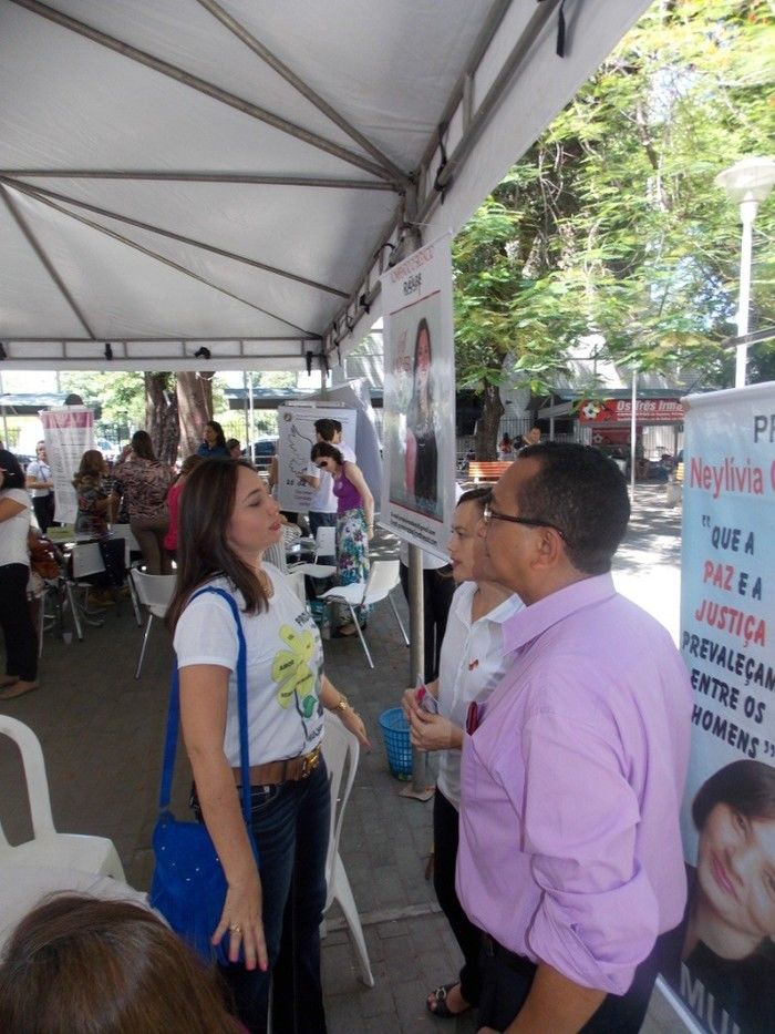 Voluntários do Projeto Neylivia Oliveira da Costa Mulher Viva participa de uma concentração em Teresina   - Imagem 54