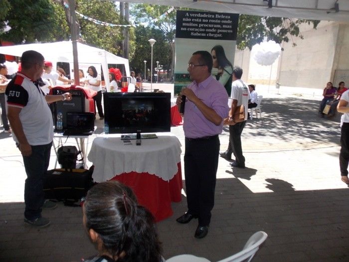 Voluntários do Projeto Neylivia Oliveira da Costa Mulher Viva participa de uma concentração em Teresina   - Imagem 73