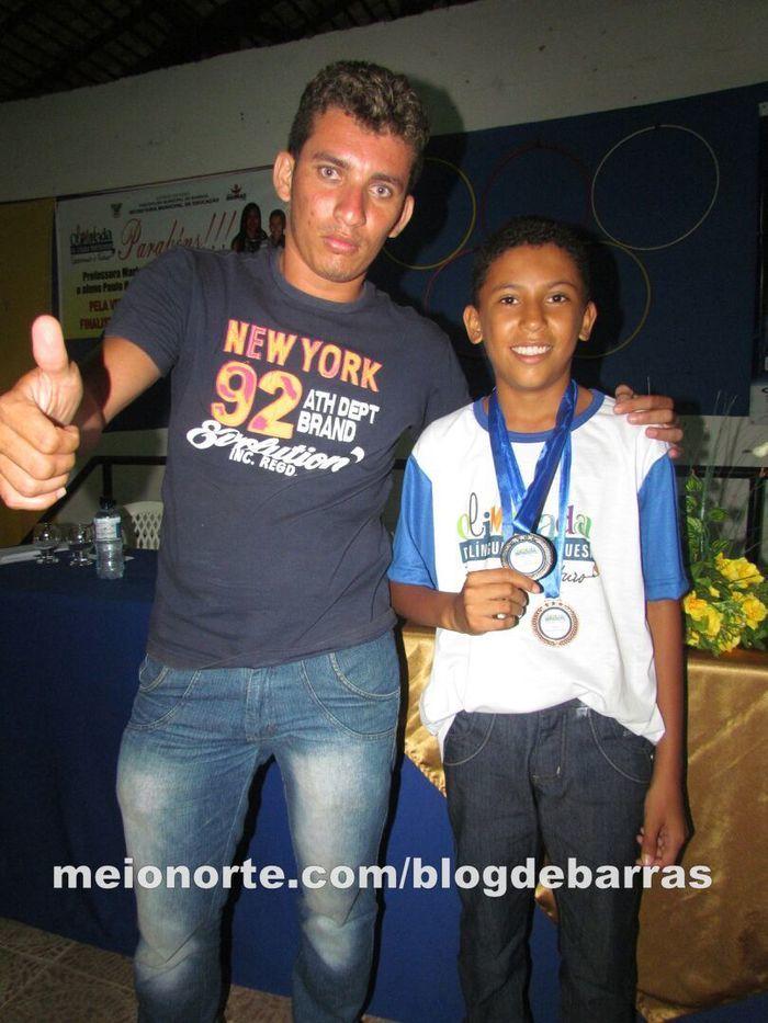 Secretário de Educação Cláudio César realizou grande evento para alunos medalhistas de olímpiadas - Imagem 9