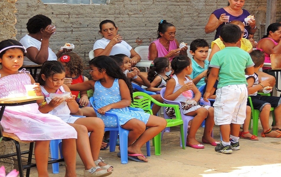 CRAS promove confraternização de encerramento de atividades