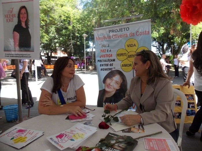 Voluntários do Projeto Neylivia Oliveira da Costa Mulher Viva participa de uma concentração em Teresina   - Imagem 60