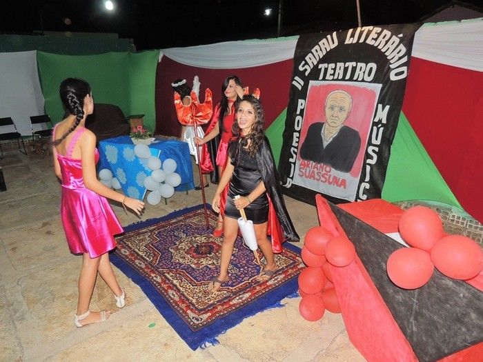 U. E. Tomaz Café realiza II Sarau Literário com a participação do público - Imagem 10