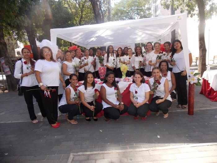 Voluntários do Projeto Neylivia Oliveira da Costa Mulher Viva participa de uma concentração em Teresina   - Imagem 23