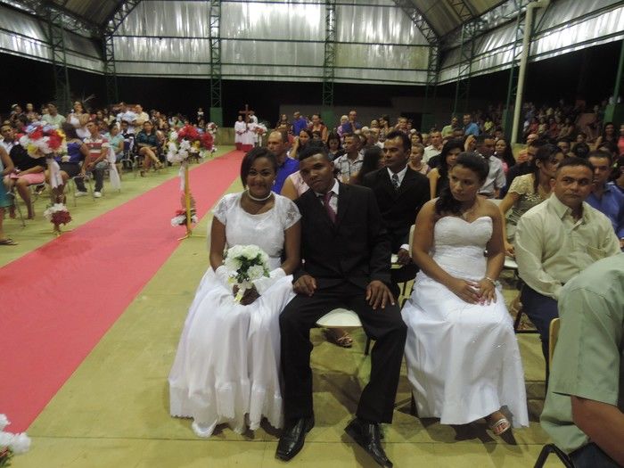 1º casamento coletivo na area Pastoral de Nossa Senhora do carmo. - Imagem 15