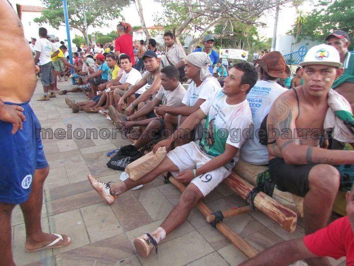 Fieis percorrem vários quilômetros para tocar o Mastro - Imagem 3