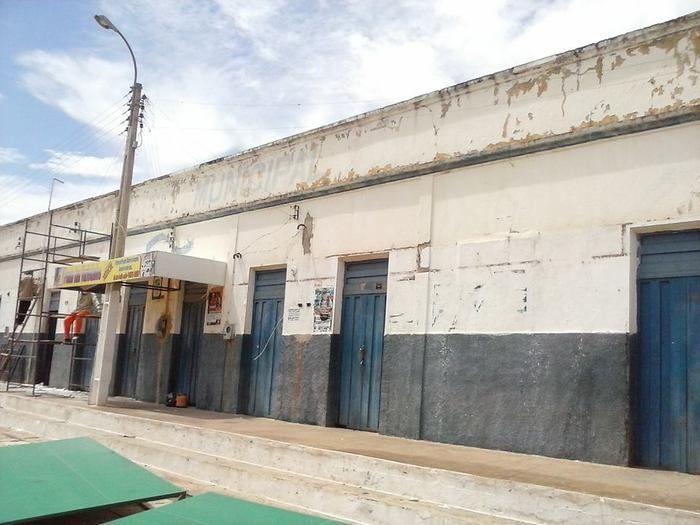 Mercado Público está sendo pintado pela Prefeitura - Imagem 1