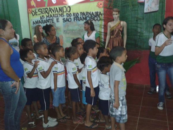 Escola Pitágoras realiza feira de conhecimento de história - Imagem 2