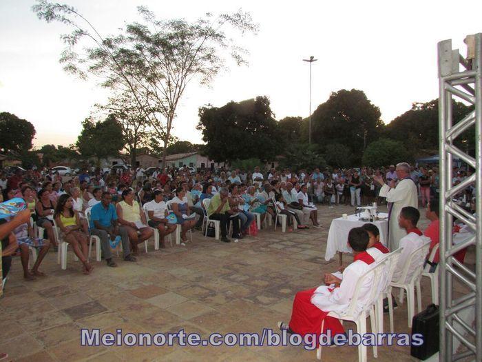Missa e homenagens marcaram o Dia dos Finados em Barras - Imagem 8
