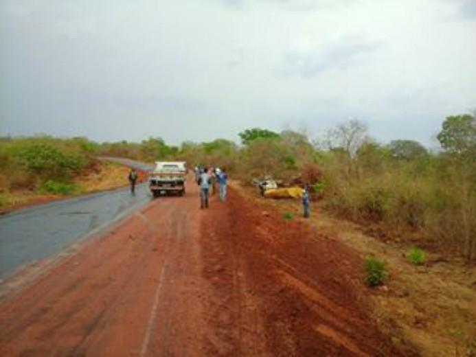 Construção da estrada que liga a localidade Santa Fé à Canavieira está a todo vapor - Imagem 5