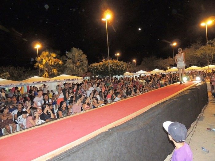 Público prestigia primeira noite da Feira do Empreendedor  - Imagem 71