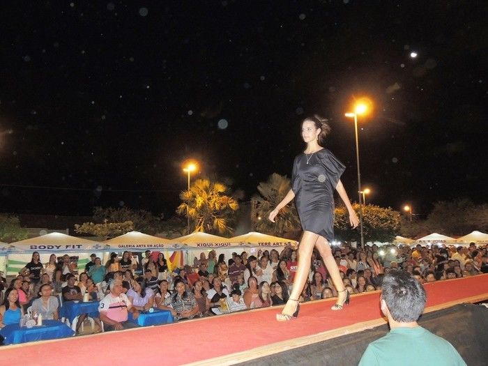 Exposição, desfile e música marcam a abertura da Feira Cidade Empreendedora - Imagem 14