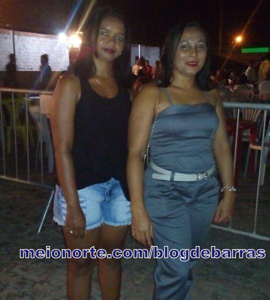 Lotação: Zezo ‘O Nordestino Apaixonado’ cantou e encantou público barrense - Imagem 12