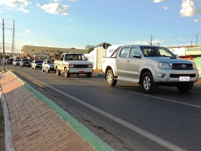 Noite dos motoristas e motoqueiros tem início com uma grande passeata - Imagem 27