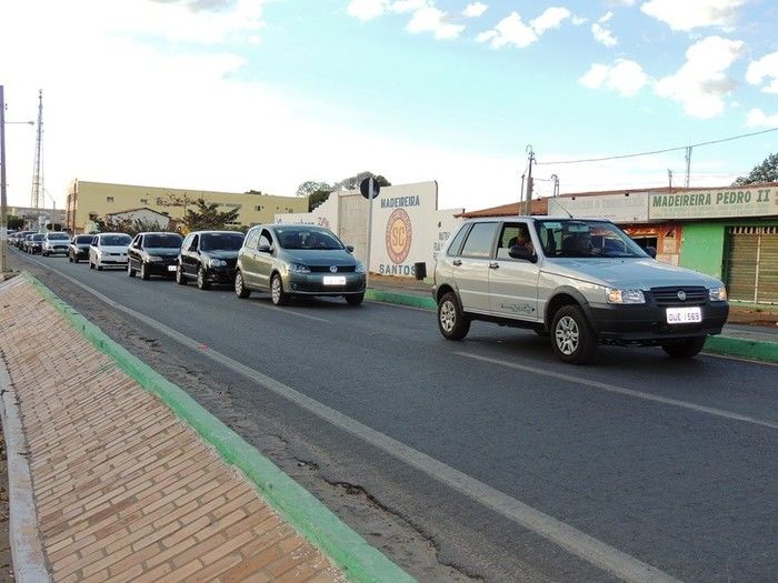 Noite dos motoristas e motoqueiros tem início com uma grande passeata - Imagem 34