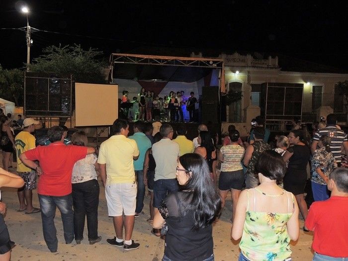 Público prestigia primeira noite da Feira do Empreendedor  - Imagem 28