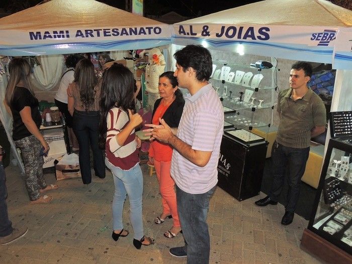Público prestigia primeira noite da Feira do Empreendedor  - Imagem 11