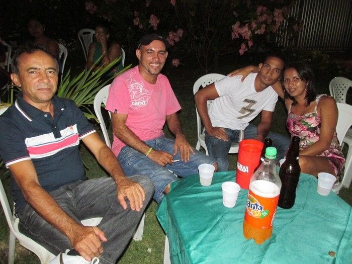 prefeito: Walter Alencar faz festa em sua Residência para homenagear Funcionários em Agricolândia - Imagem 81