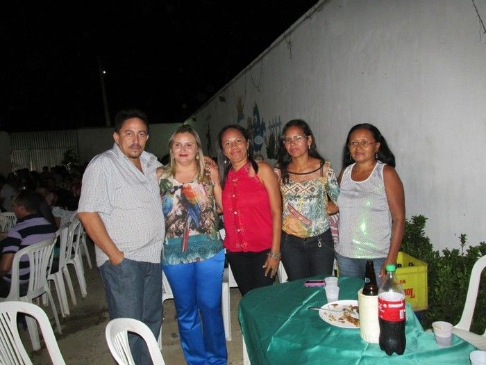 prefeito: Walter Alencar faz festa em sua Residência para homenagear Funcionários em Agricolândia - Imagem 46