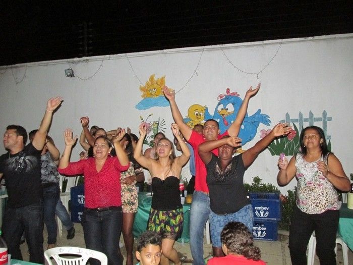 prefeito: Walter Alencar faz festa em sua Residência para homenagear Funcionários em Agricolândia - Imagem 82