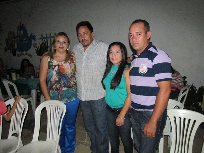 prefeito: Walter Alencar faz festa em sua Residência para homenagear Funcionários em Agricolândia - Imagem 41