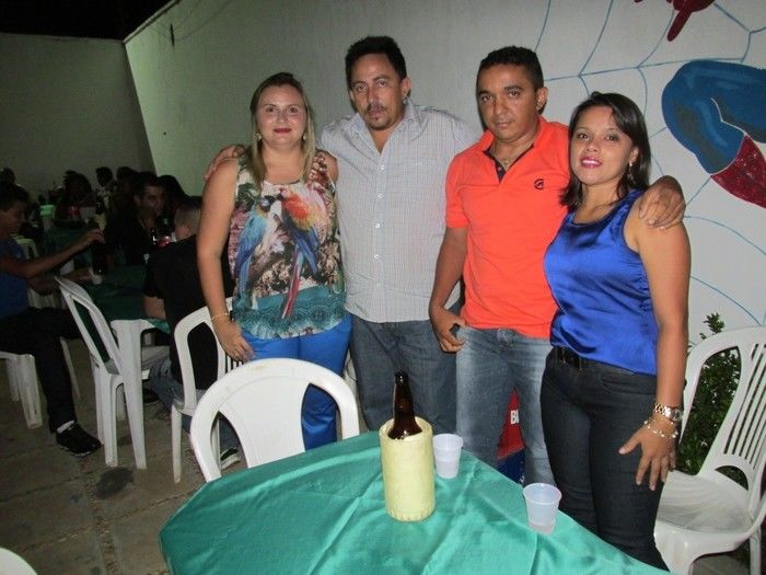 prefeito: Walter Alencar faz festa em sua Residência para homenagear Funcionários em Agricolândia - Imagem 29