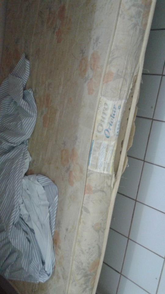 Vereadores de Baixa Grande do Ribeiro fazem fiscalização no Hospital e se se deparam com um verdadeiro descaso. - Imagem 10