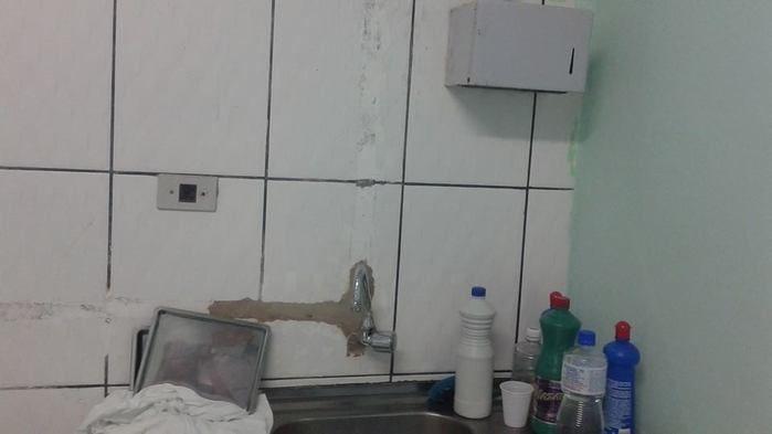 Vereadores de Baixa Grande do Ribeiro fazem fiscalização no Hospital e se se deparam com um verdadeiro descaso. - Imagem 14