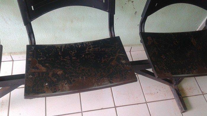 Vereadores de Baixa Grande do Ribeiro fazem fiscalização no Hospital e se se deparam com um verdadeiro descaso. - Imagem 2