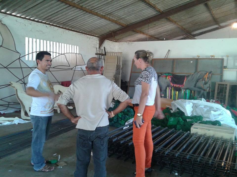 Luzilândia receberá nos próximos dias decoração de natal