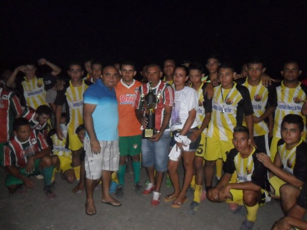 Fluminense aposenta camisa 6 e faz Homenagem a Jaime Neres  - Imagem 15