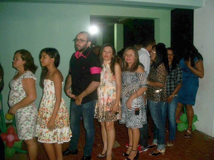 SECRETARIA DE EDUCAÇÃO FAZ FESTA EM HOMENAGEM AOS PROFESSORES  - Imagem 52