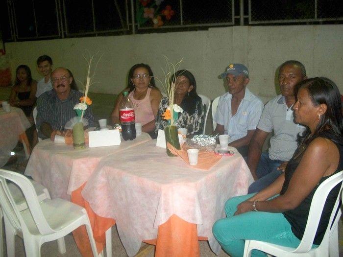 SECRETARIA DE EDUCAÇÃO FAZ FESTA EM HOMENAGEM AOS PROFESSORES  - Imagem 18