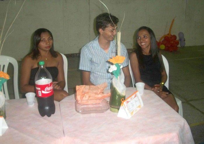 SECRETARIA DE EDUCAÇÃO FAZ FESTA EM HOMENAGEM AOS PROFESSORES  - Imagem 32