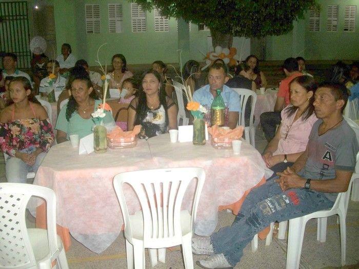 SECRETARIA DE EDUCAÇÃO FAZ FESTA EM HOMENAGEM AOS PROFESSORES  - Imagem 23