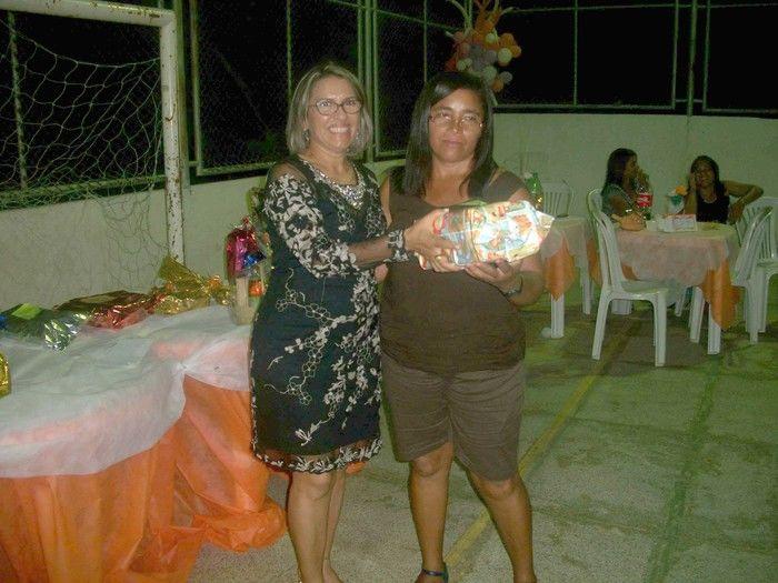 SECRETARIA DE EDUCAÇÃO FAZ FESTA EM HOMENAGEM AOS PROFESSORES  - Imagem 39