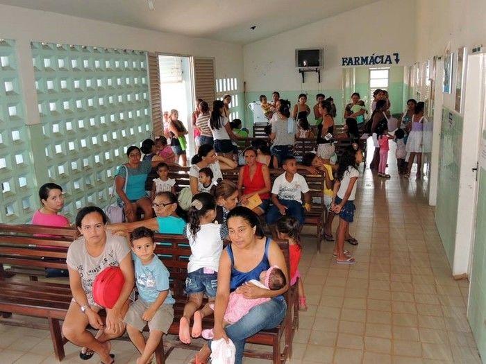 Crianças recebem vacina no início de campanha contra pólio e sarampo em Altos - Imagem 3