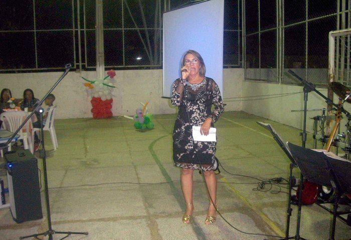 SECRETARIA DE EDUCAÇÃO FAZ FESTA EM HOMENAGEM AOS PROFESSORES  - Imagem 4