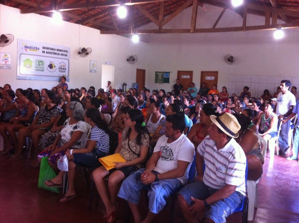 Prefeitura e Semas realizam cadastramento para o Programa Minha Casa Minha Vida - Imagem 2
