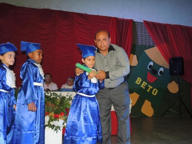 Colação de Grau das Crianças do Programa Alfa e Beto de Água Branca - Imagem 24