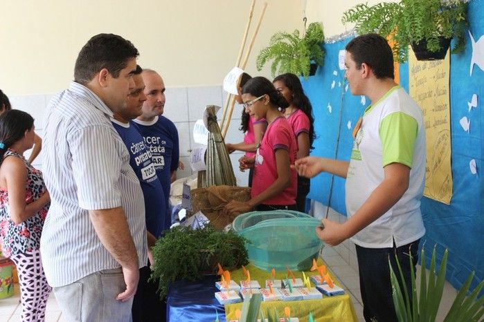 Feira do conhecimento reúne milhares de estudantes em escola na zona rural de São João do Arraial - Imagem 19