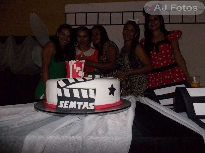 Confraternização da Secretaria de Assistência Social. Tema Filme. - Imagem 142