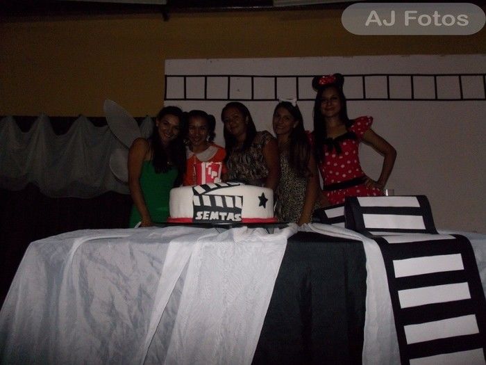 Confraternização da Secretaria de Assistência Social. Tema Filme. - Imagem 143