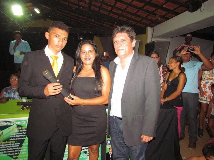 Alunos de escolas municipais colam grau no interior do município - Imagem 10